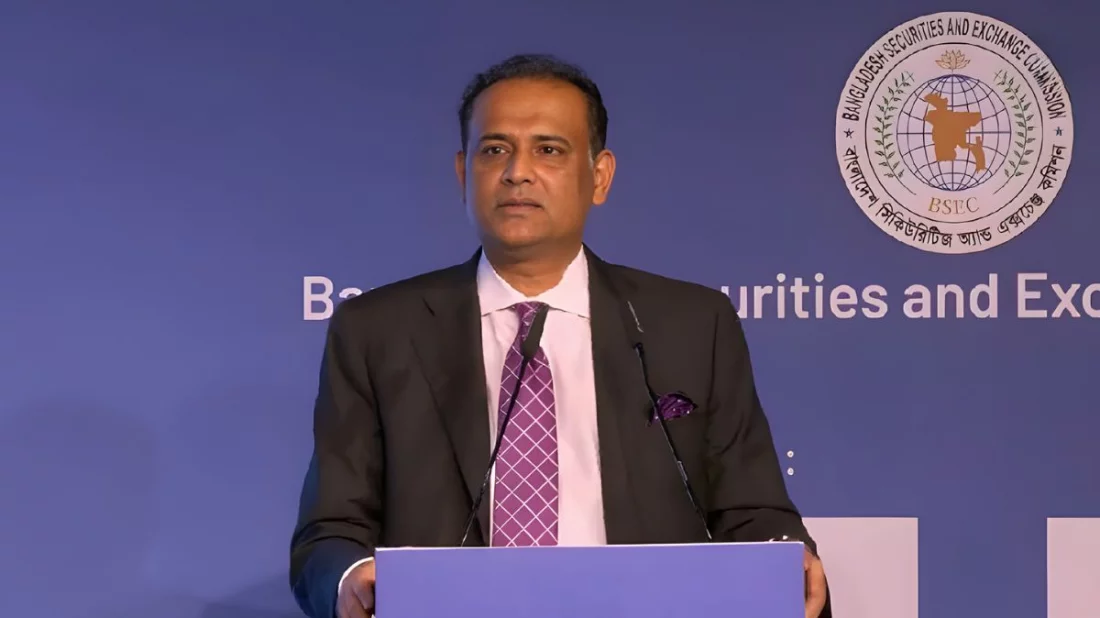 saurav/সাবেক ভূমিমন্ত্রী ও স্ত্রীসহ ১৯ জনের বিরুদ্ধে ৩১ কোটি টাকা আত্মসাতের মামলা.webp